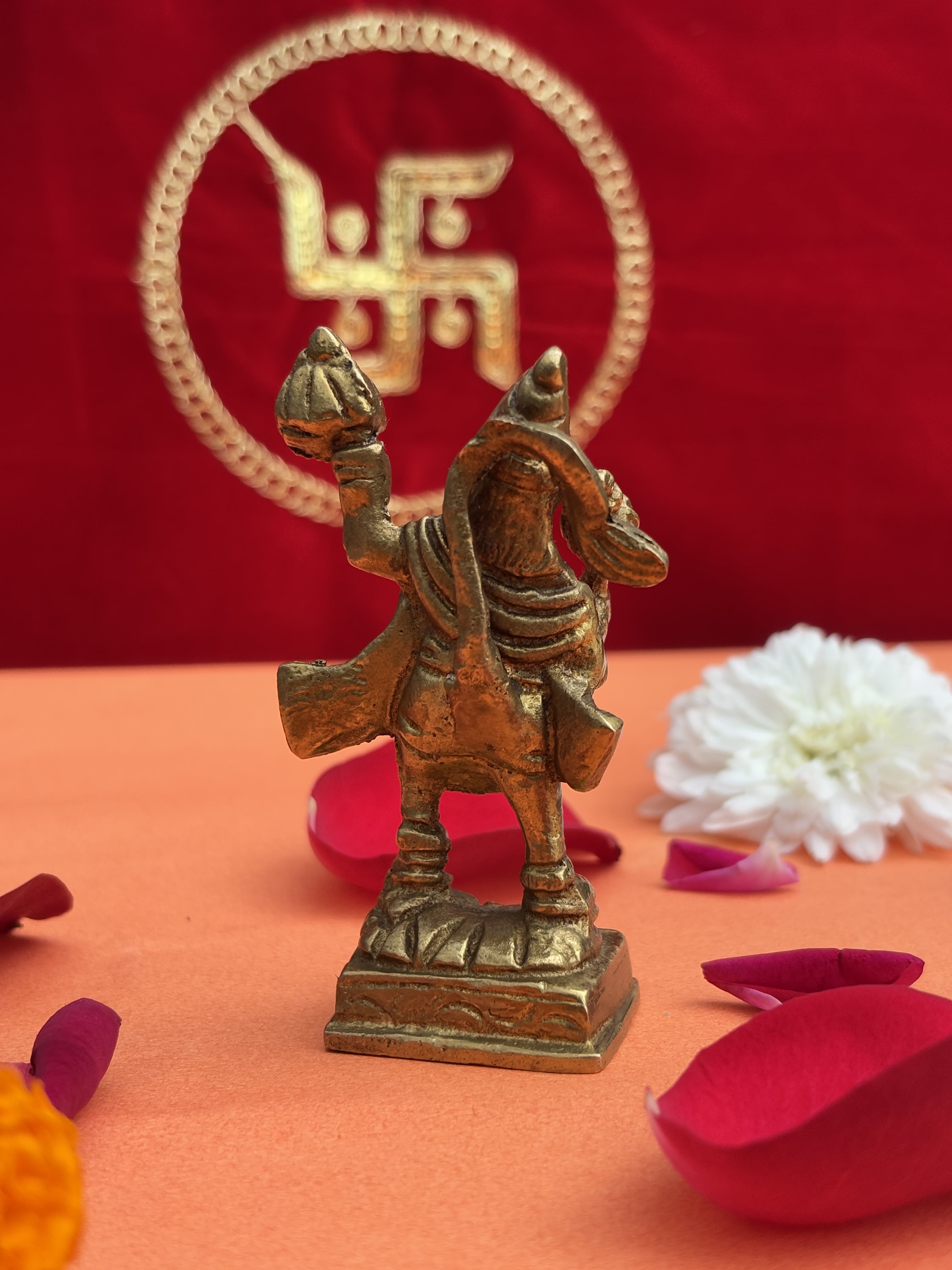 Decorative setup of brass Sanjeevani Hanuman Ji idol back side