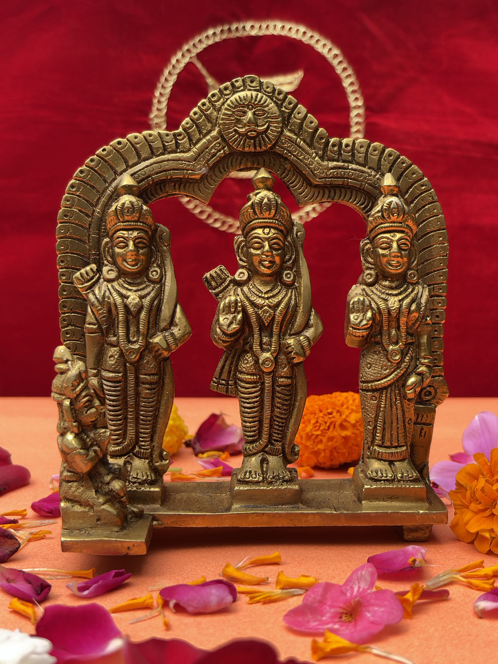 Front-facing Ram Darbar Statue – Shri Ram, Mata Sita, Lakshman Ji, and Hanuman Ji in brass finish