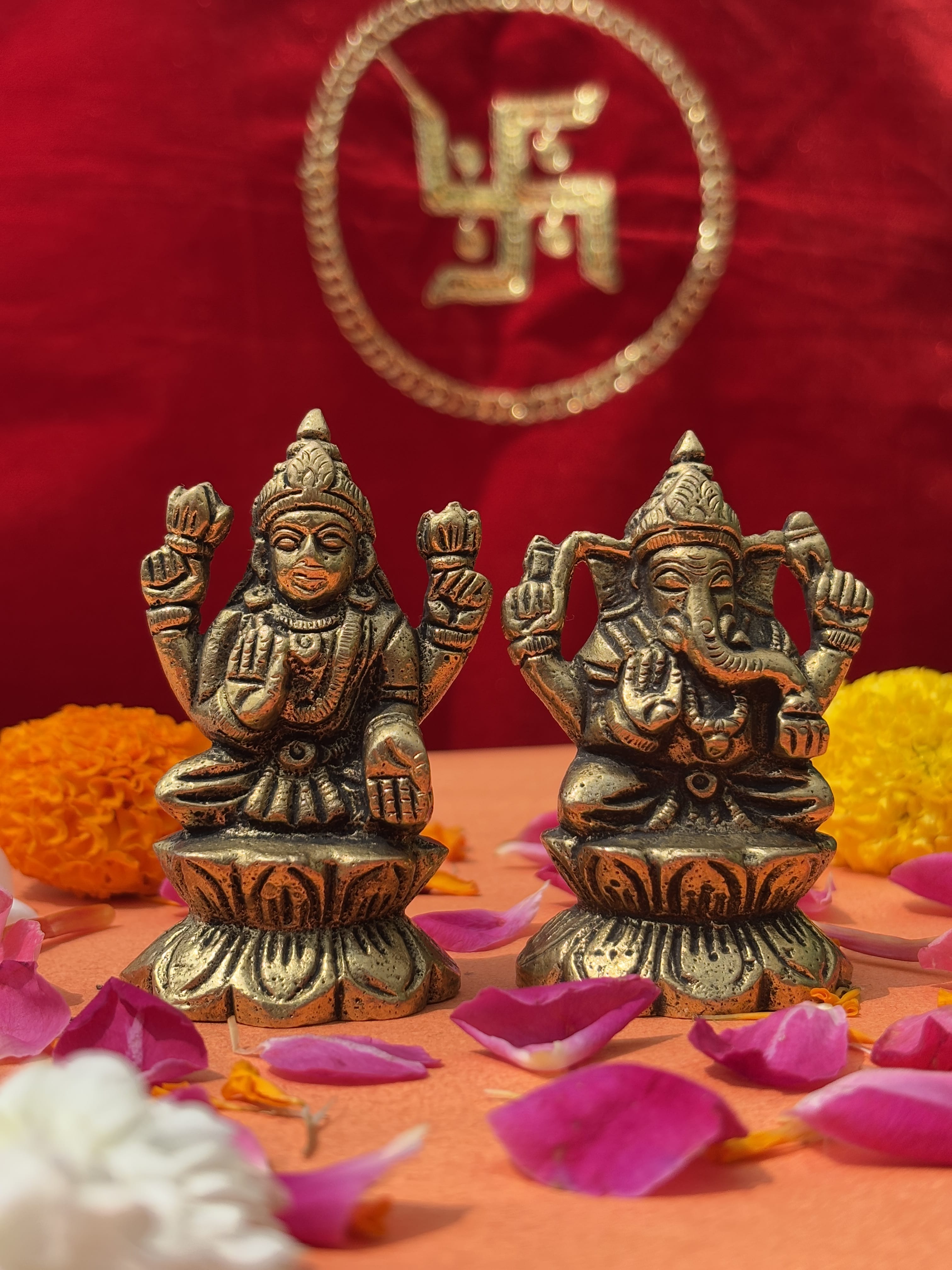 Lakshmi Ganesh Brass Murti - 2.75 inch | 450 gm