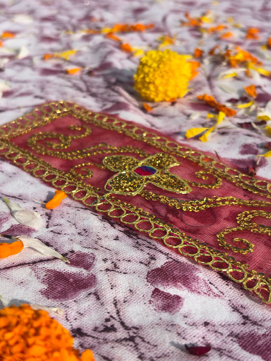 Red Floral Embroidered Chunri with Golden Border