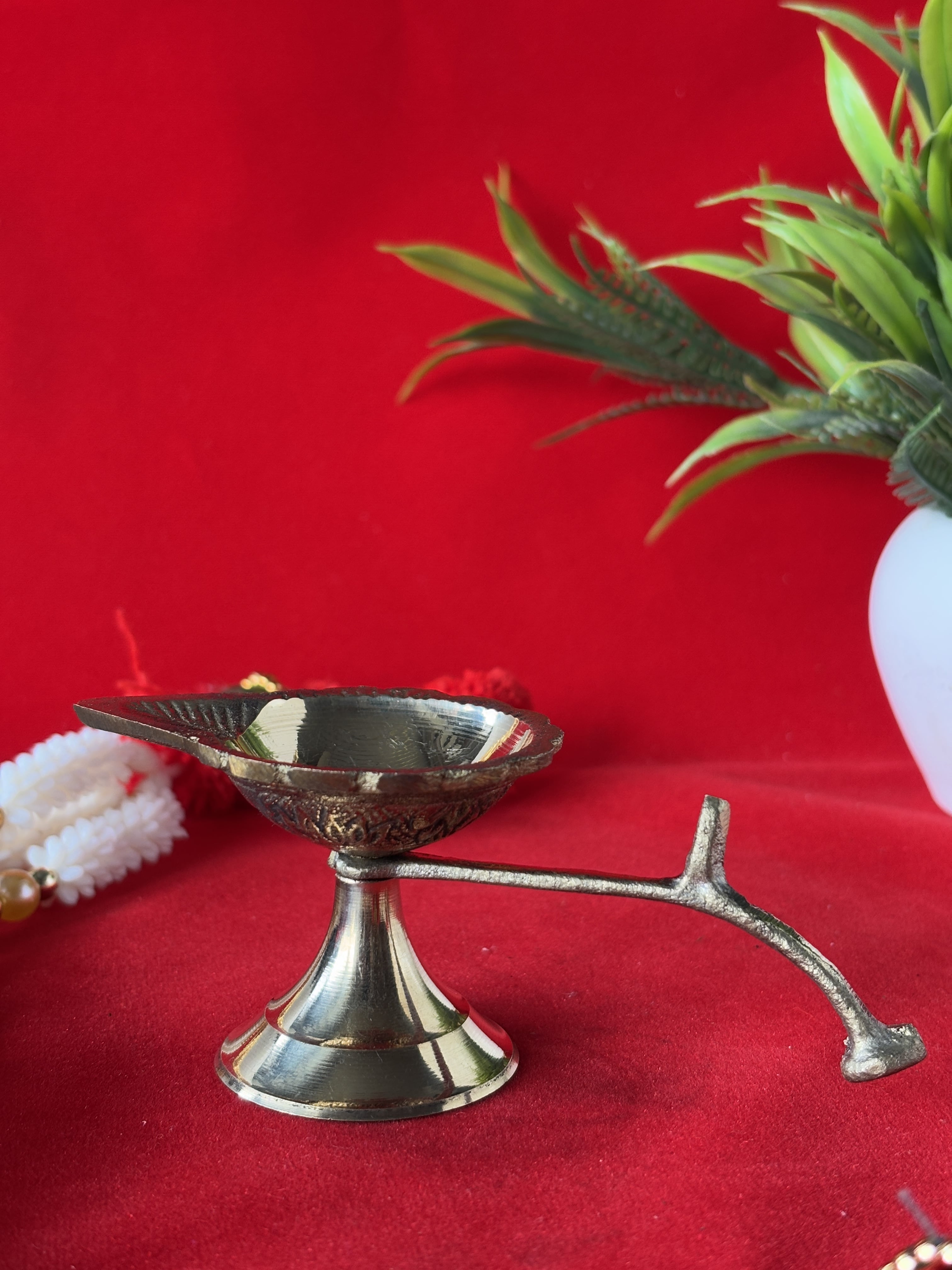 Pure Brass Aarti Chonch Diya with Handle