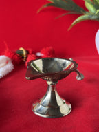 Pure Brass Aarti Chonch Diya with Handle