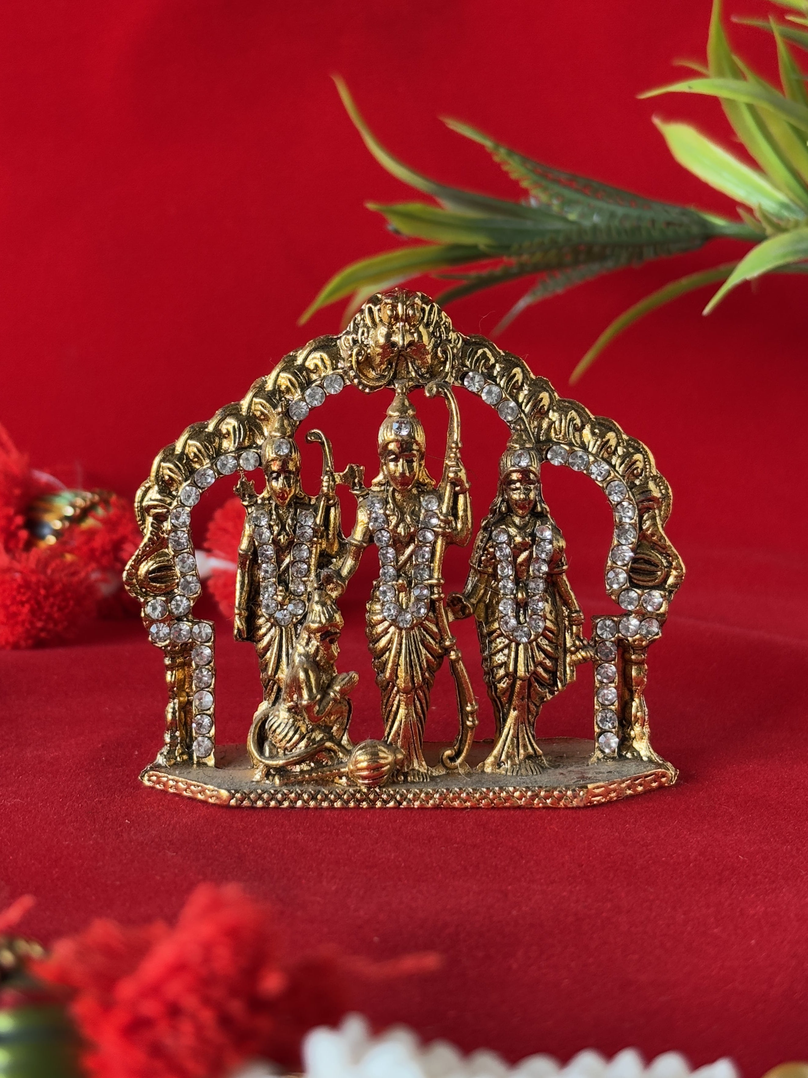 Shri Ram Darbar Divine Jewel Idol – Car Dashboard / Office / Home
