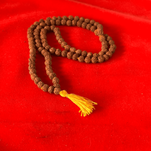 Natural Rudraksha Mala Top